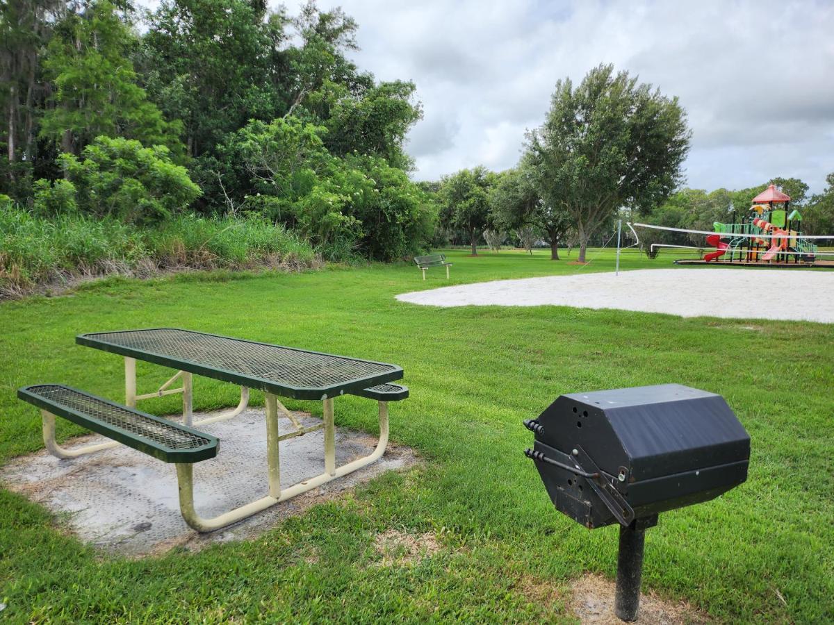Fully Renovated, Quiet, Spacious Disney Themed Pool Home With Office كيسيمي المظهر الخارجي الصورة